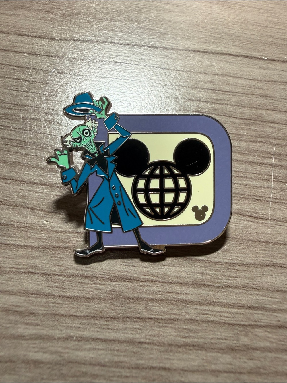Disney Pins Hatbox Ghost